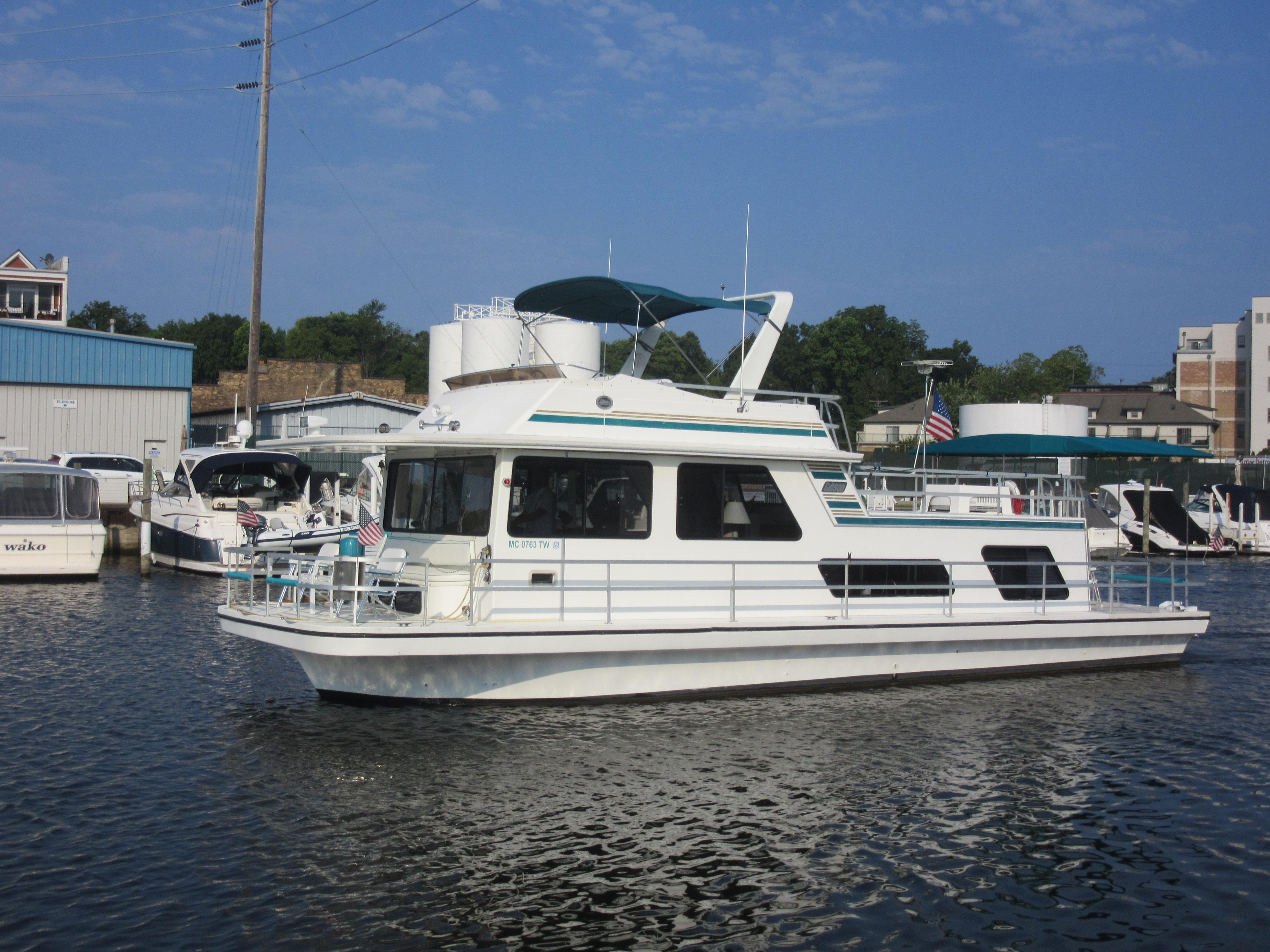 1995 Gibson 44 Classic House For Sale YachtWorld