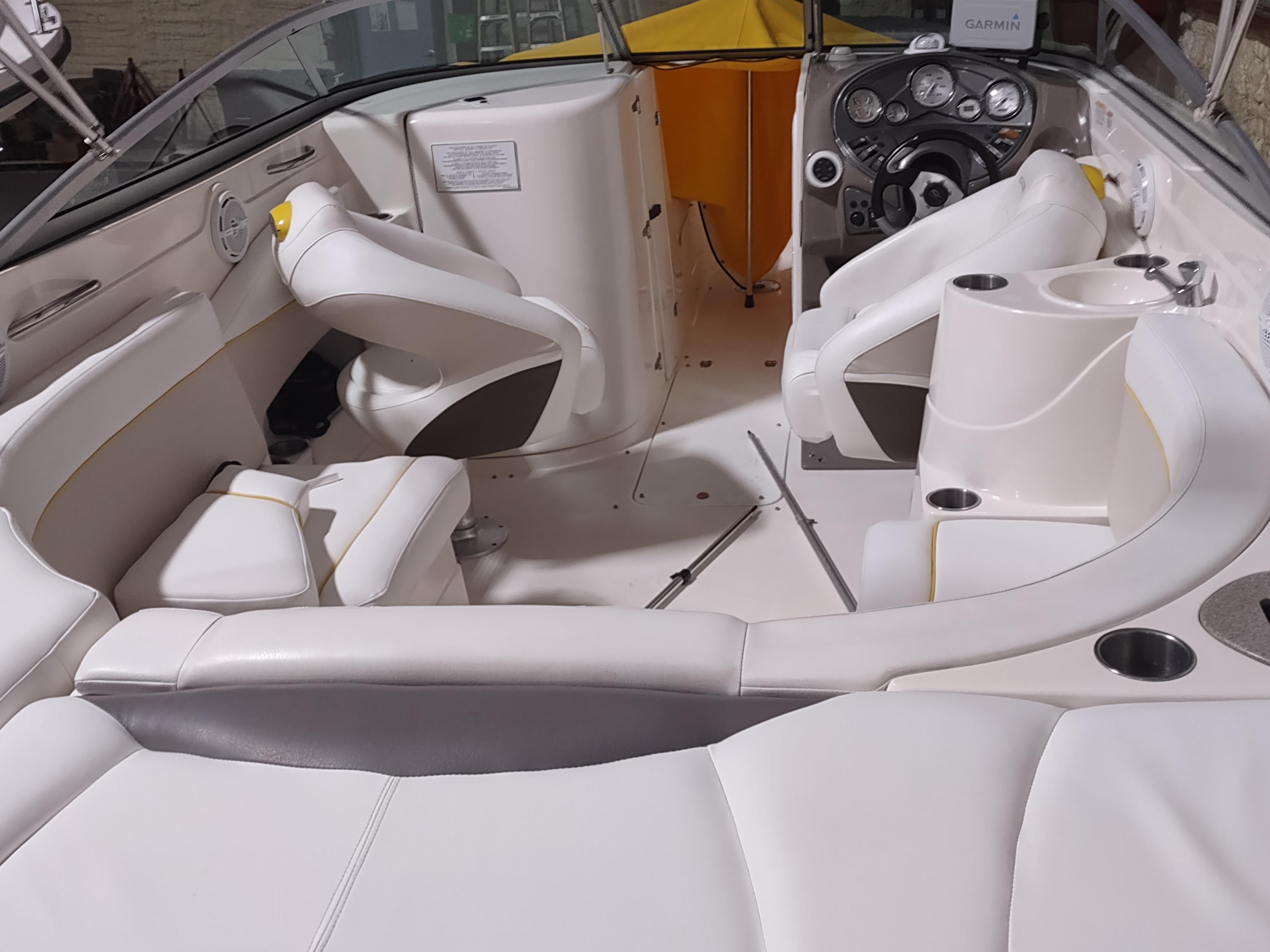 Rinker Captiva Bowrider Runabout For Sale Yachtworld