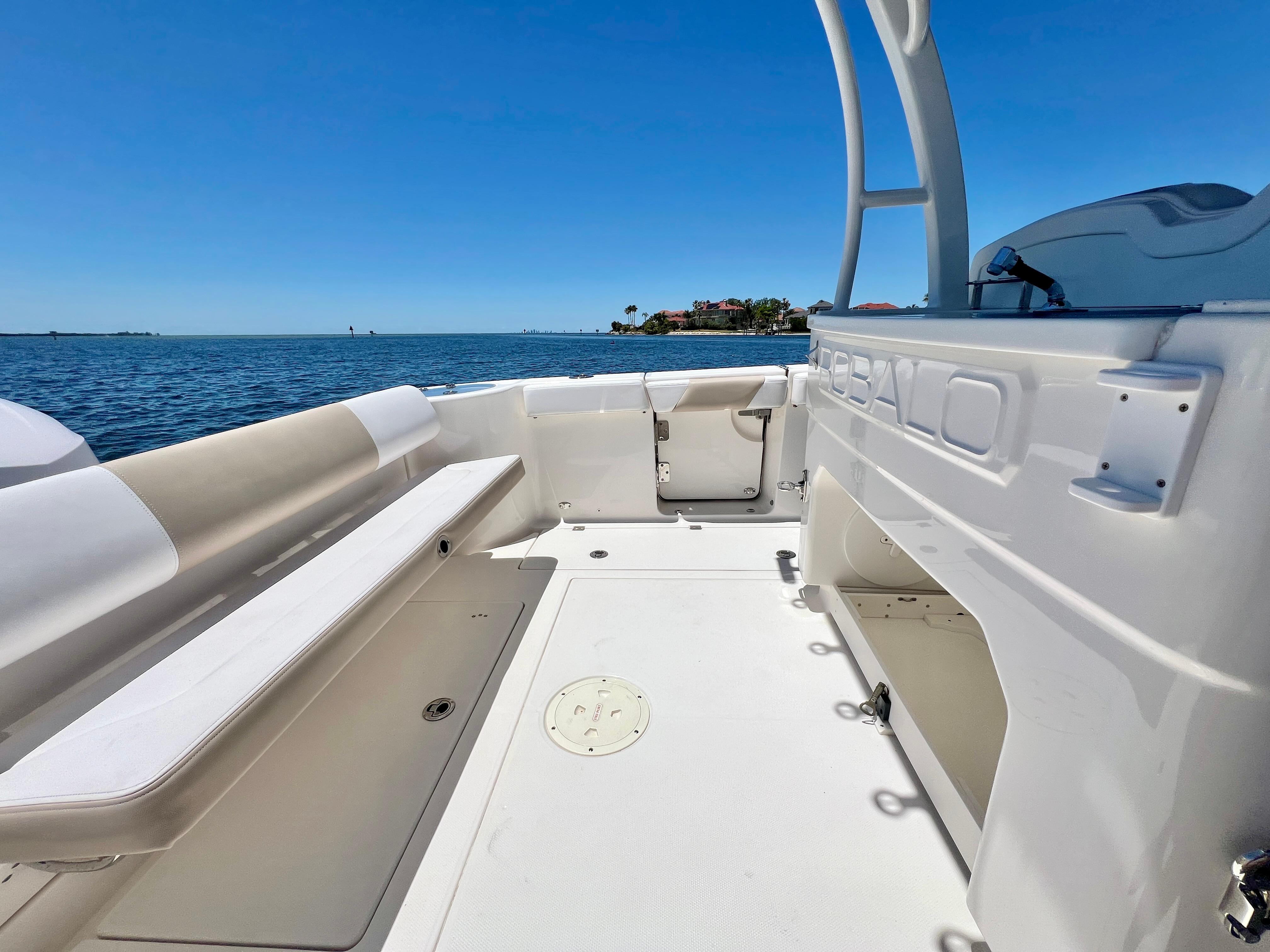 Robalo R Center Console Centre Console For Sale Yachtworld