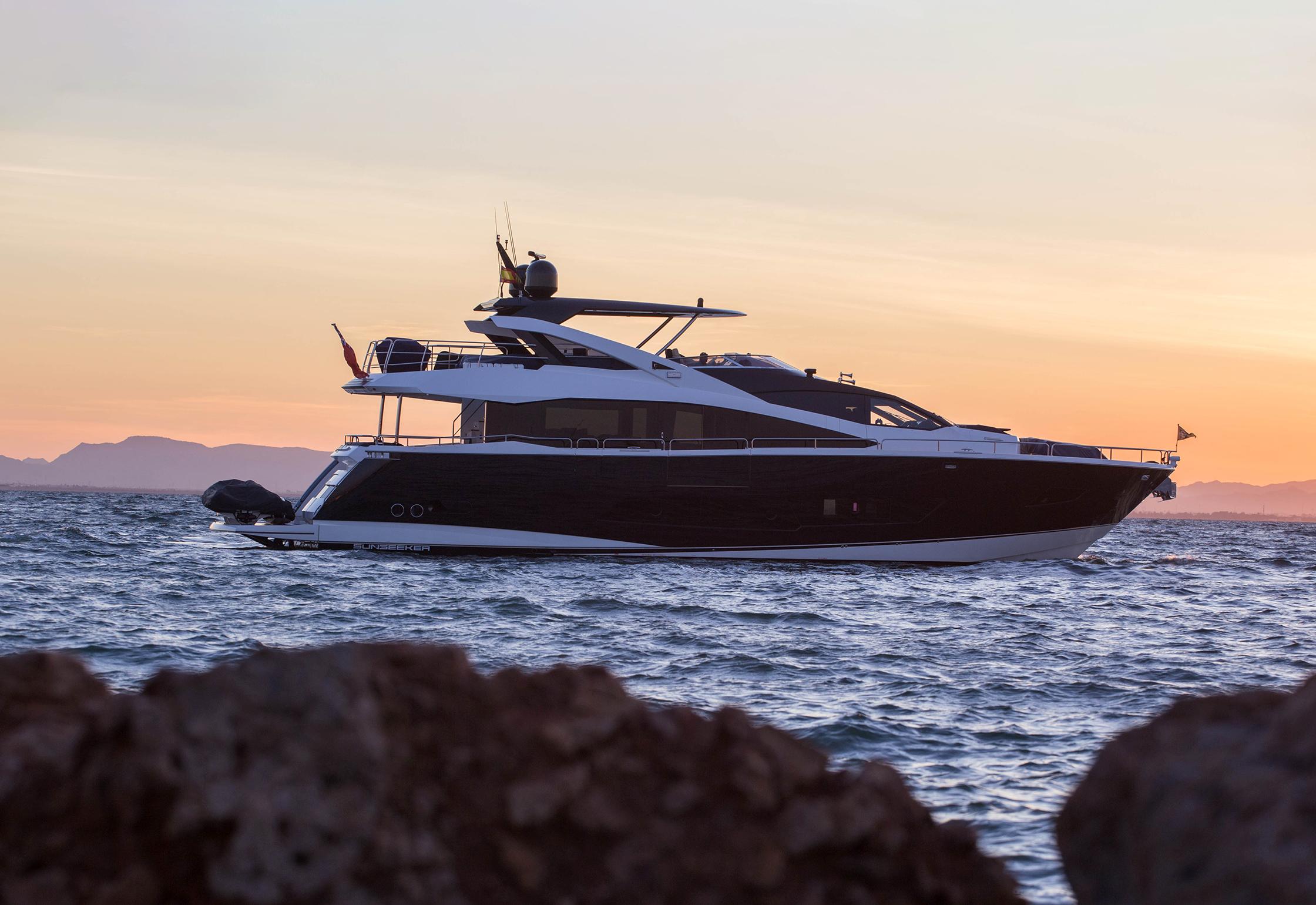 Used Sunseeker 86 Yacht In Islas Baleares INautia