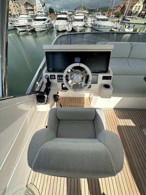 2022 Azimut Flybridge 50 TTop Flybridge For Sale YachtWorld