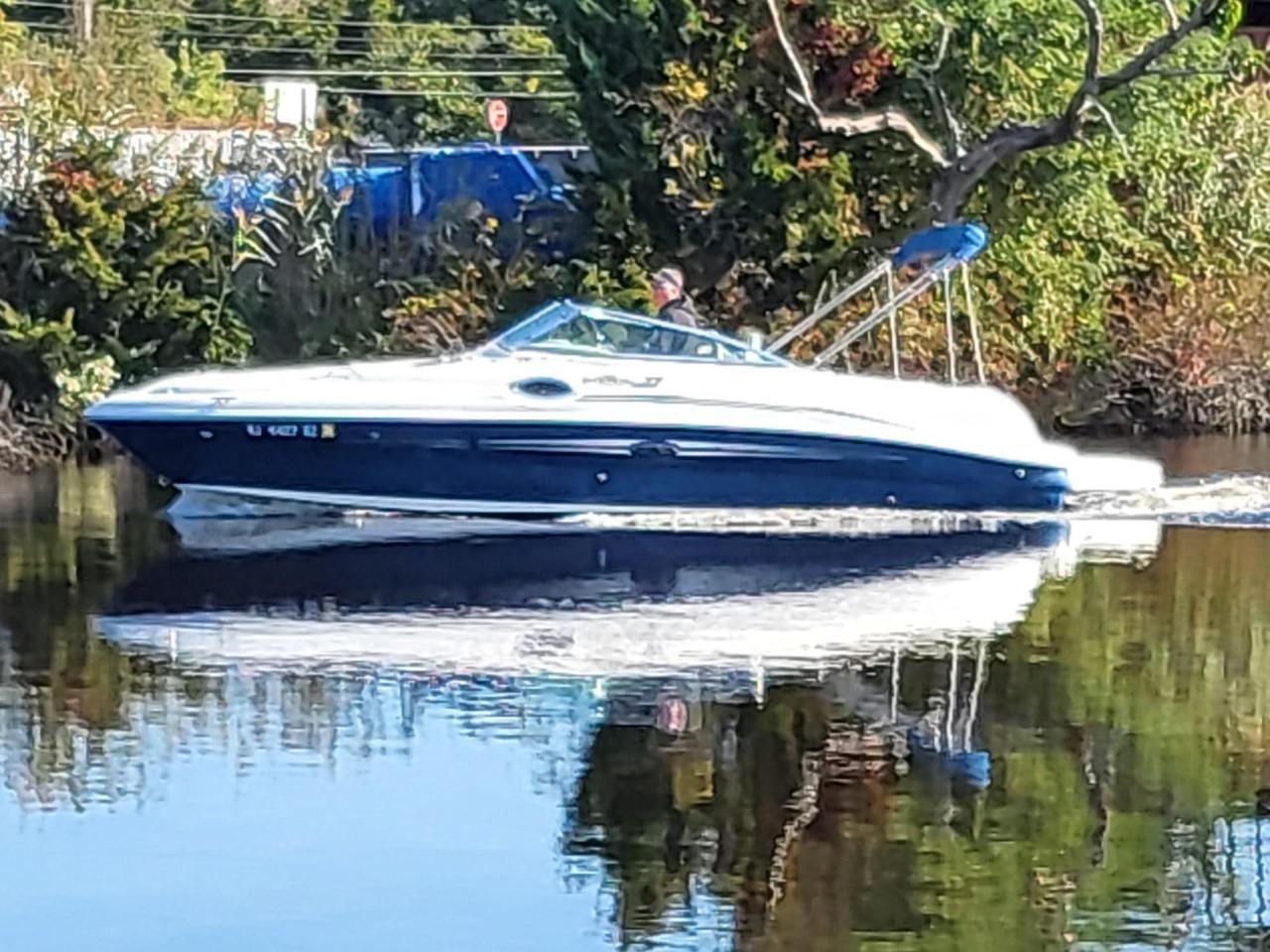 2007 Sea Ray 240 Sundeck Deck Boat For Sale YachtWorld