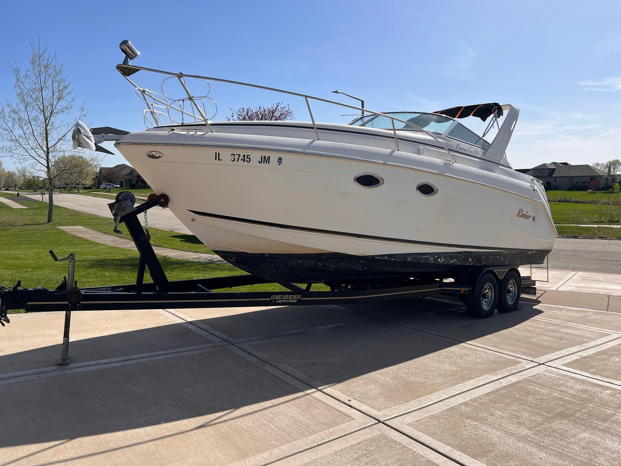 2001 Rinker 270 Fiesta Vee Cruiser For Sale YachtWorld