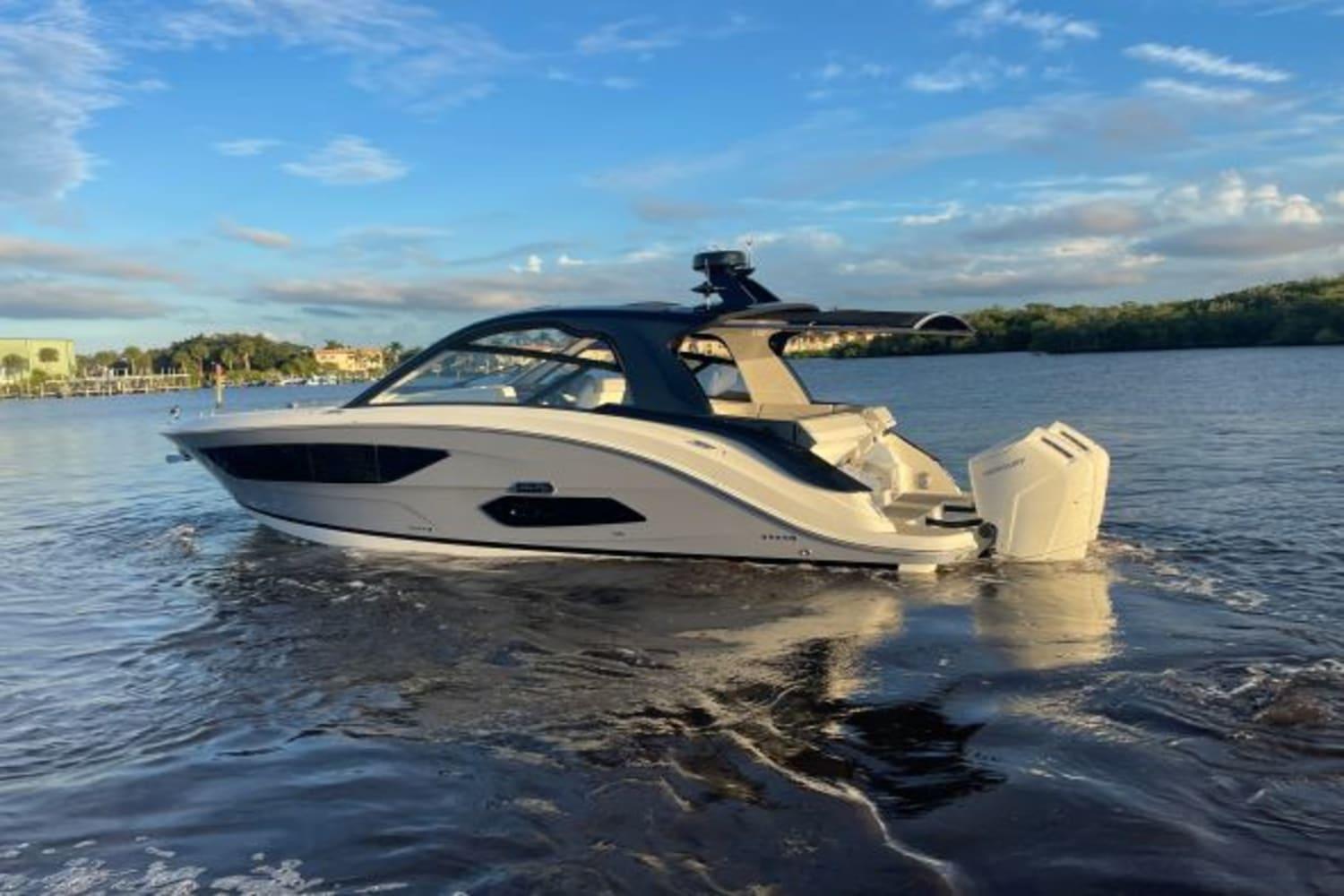 2023 Sea Ray Sundancer 370 Outboard Sportboot Kaufen YachtWorld