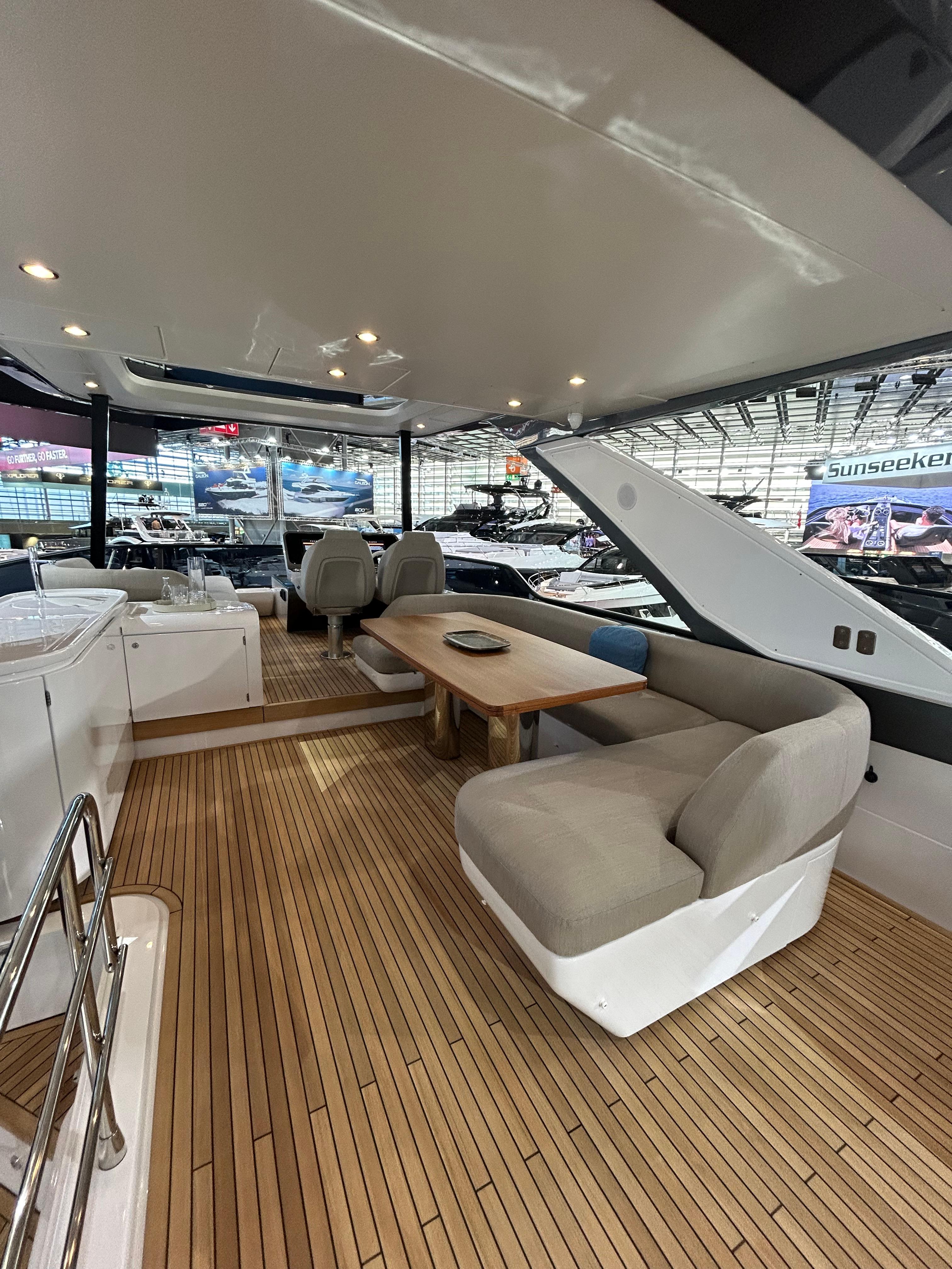 Azimut Fly Flybridge For Sale Yachtworld