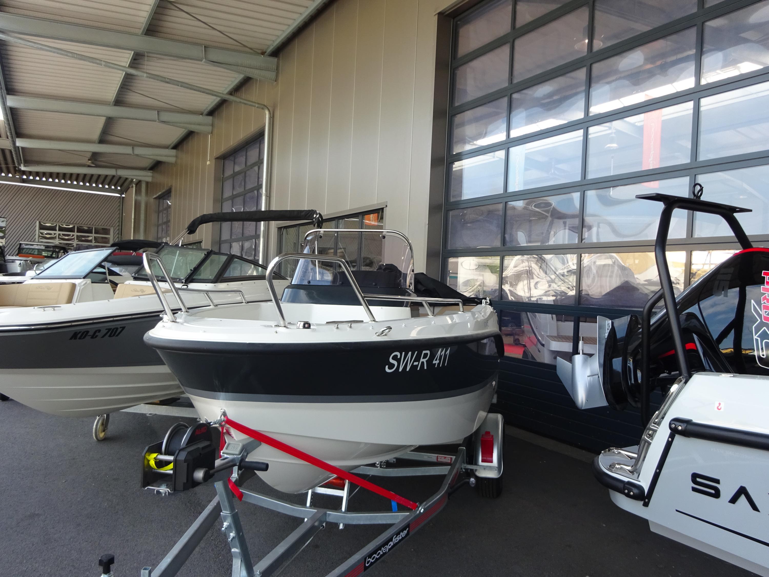 Quicksilver Activ Open M Bavaria Boatshop