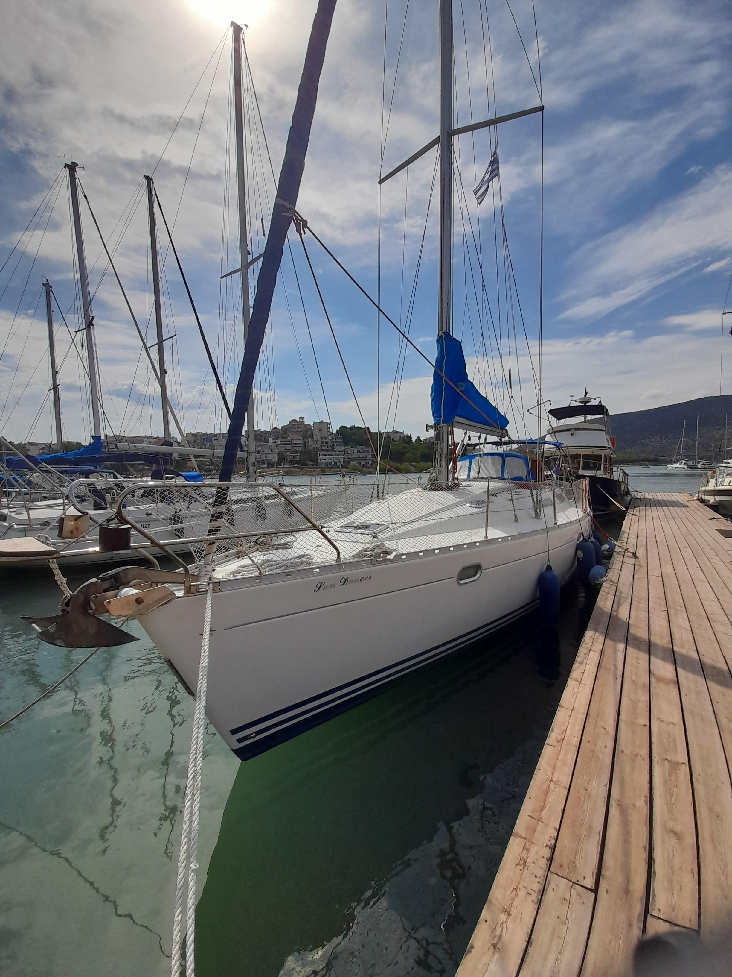 1993 Jeanneau SUN ODYSSEY 42 1 Croisières voile à vendre YachtWorld