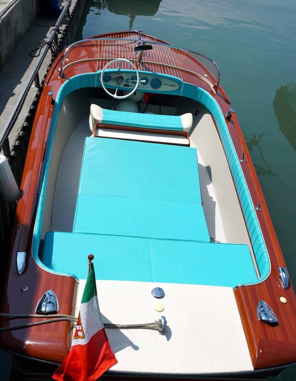 Riva Junior Klassische Motorboote Kaufen Yachtworld