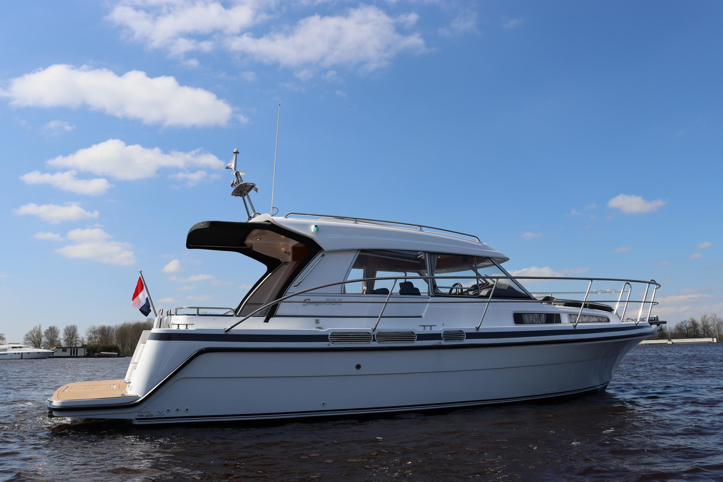 Saga 330 HT 10m 2022 Motoryachten Boot24