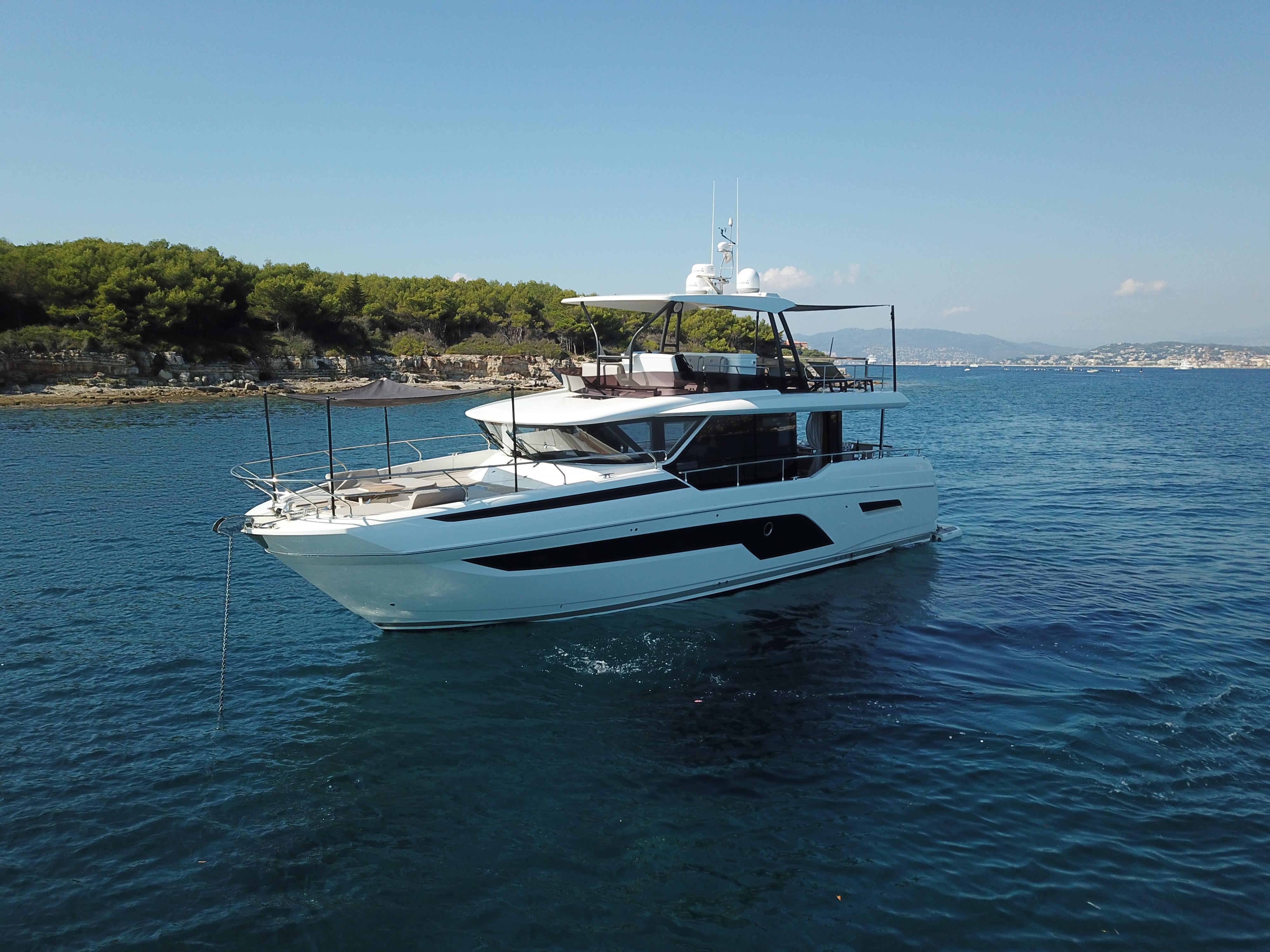 Occasion Prestige X Alpes Maritimes Topboats