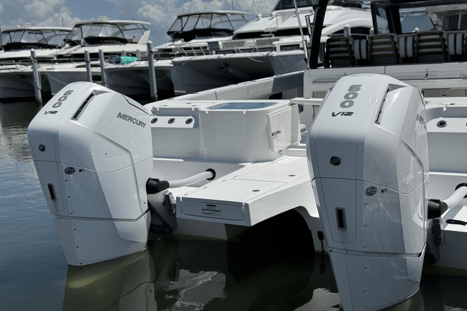 Aquila Molokai Center Console For Sale Yachtworld