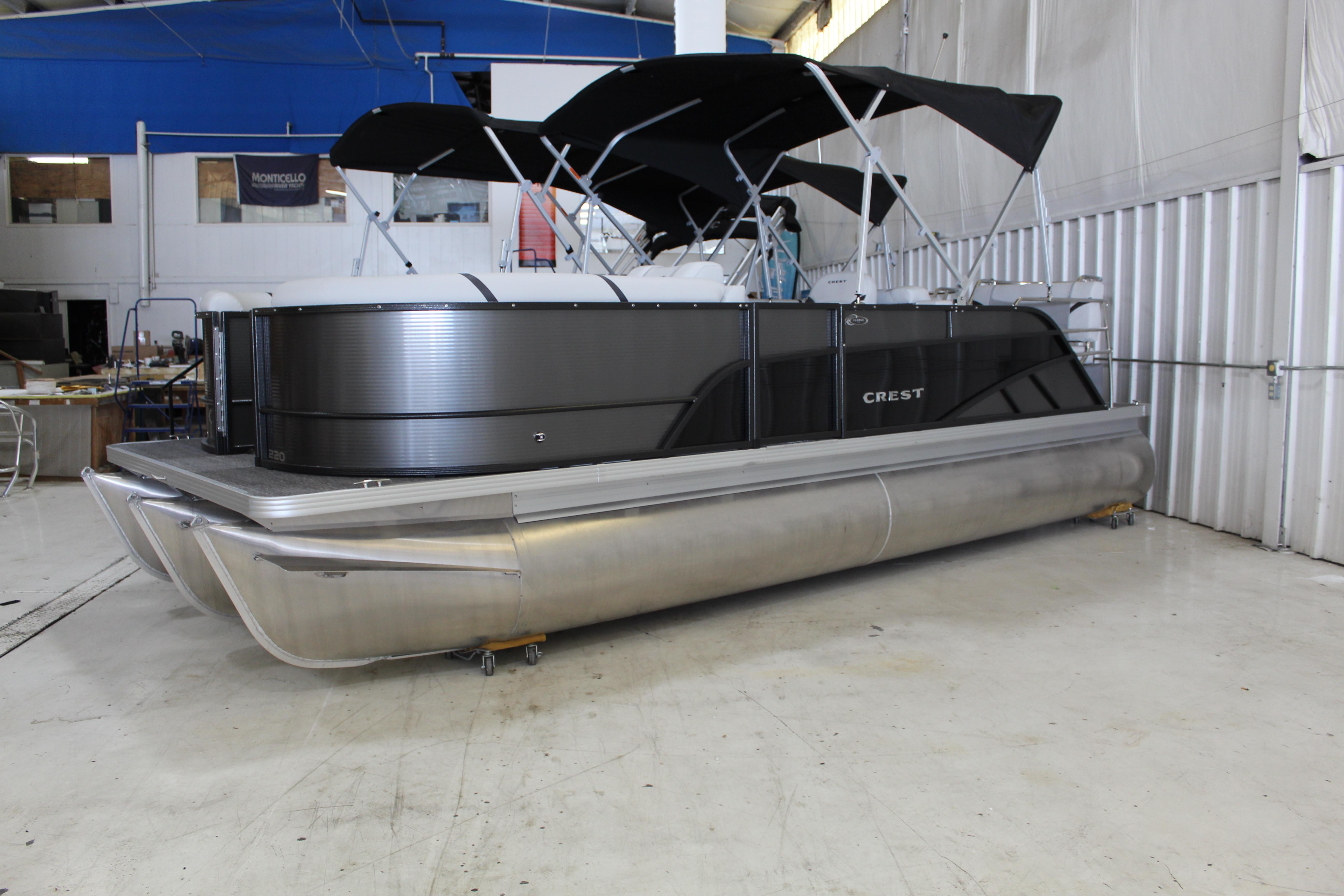 Crest Classic Lx Slrc With Hp Mercury Boats For Sale Yachtworld