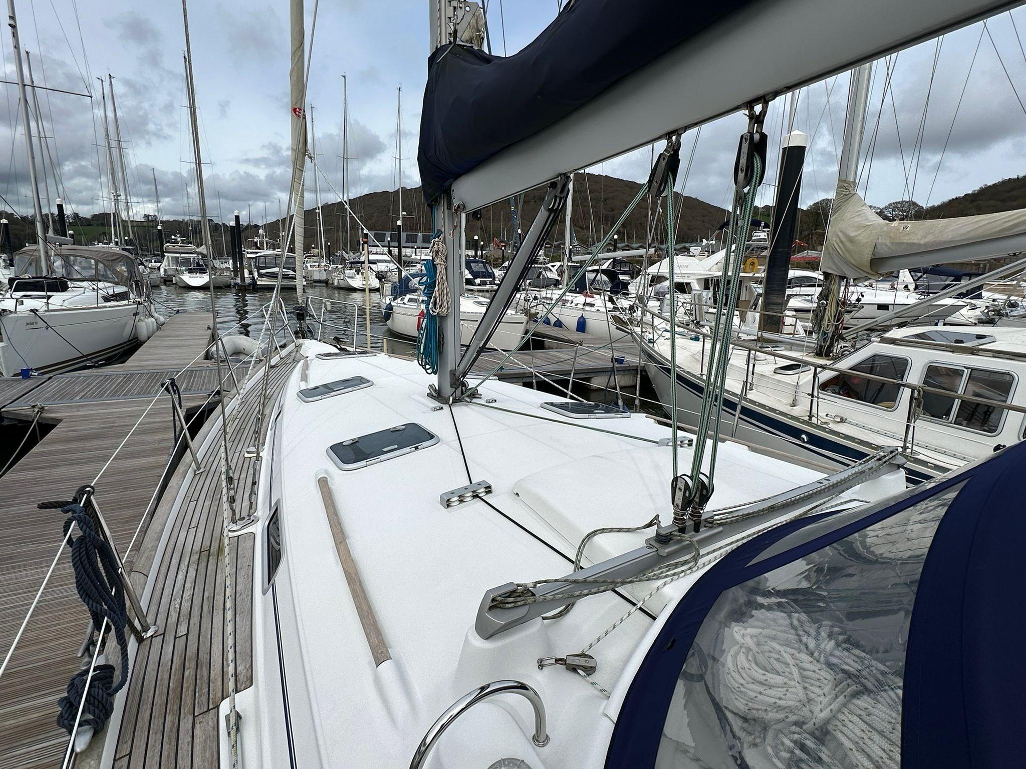 2002 Beneteau Oceanis 411 Celebration Cruiser For Sale YachtWorld