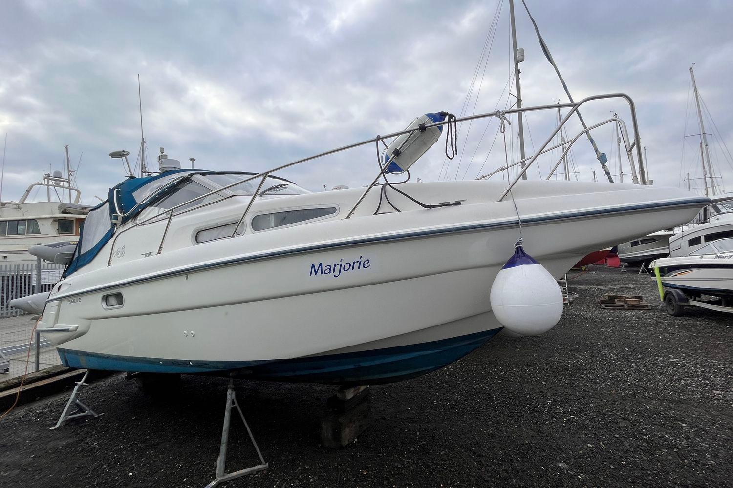 Sealine 270 9m 1995 Essex Boats And Outboards