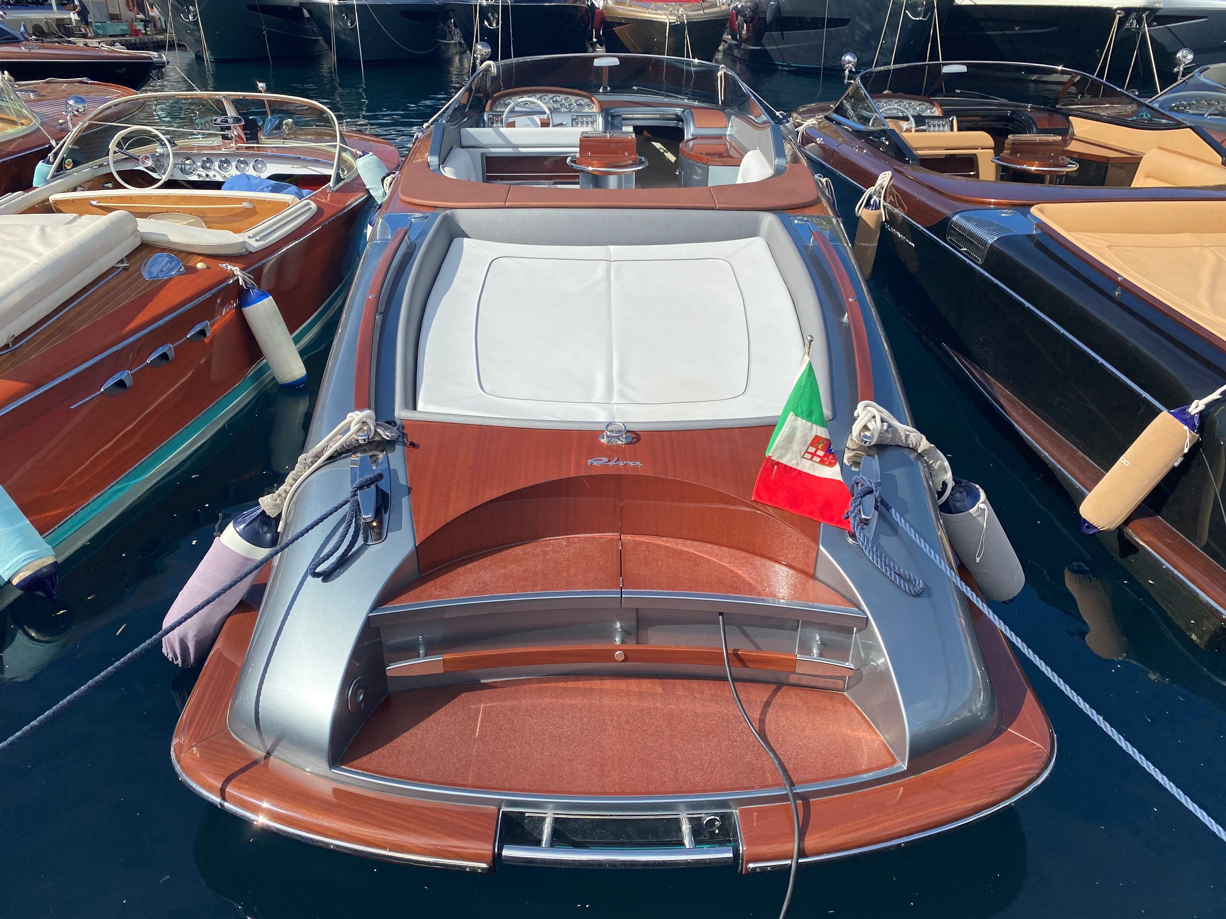 2020 Riva 33 Aquariva Super Cruiser For Sale YachtWorld