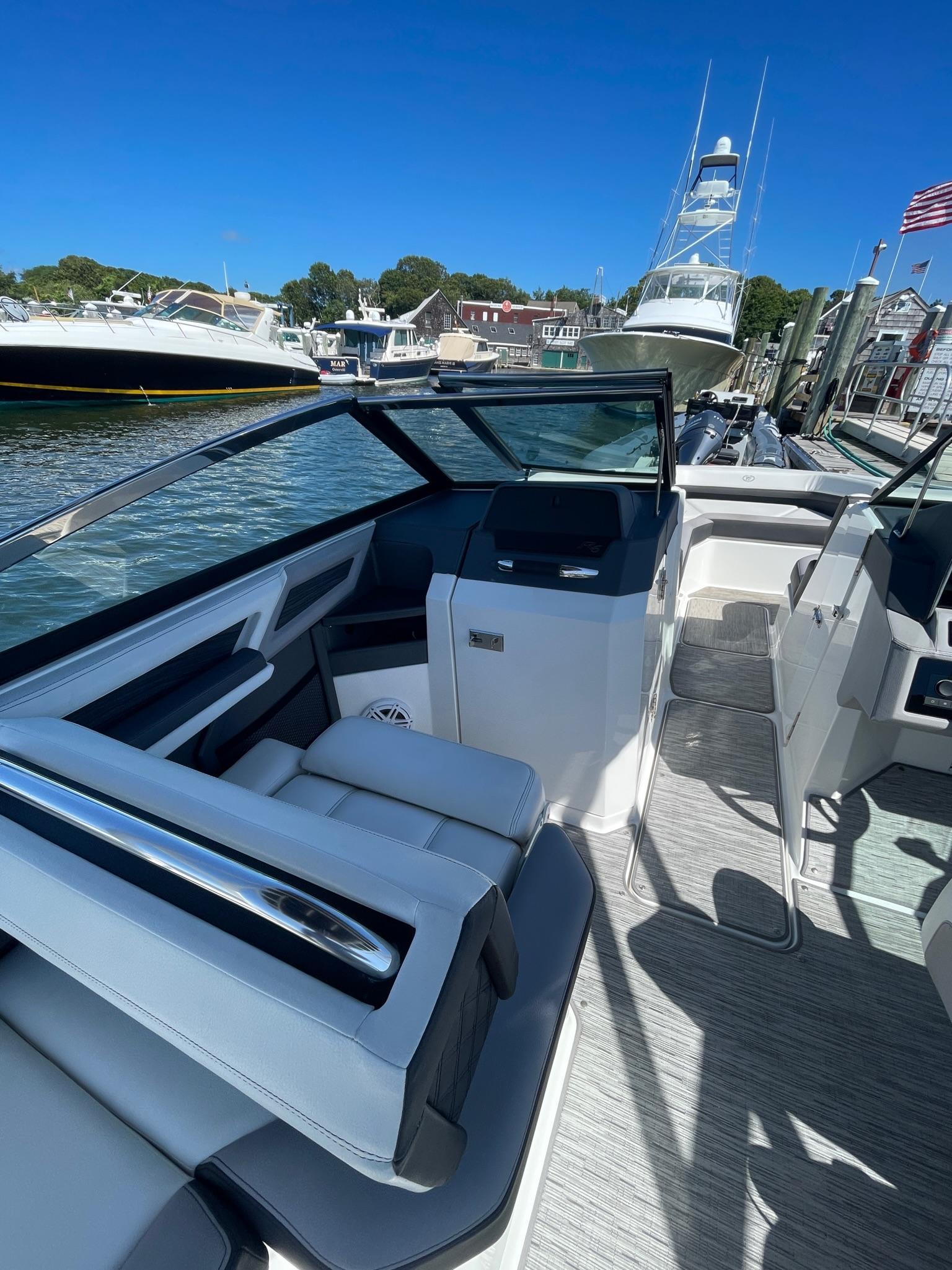 Cobalt R Outboard Bowrider For Sale Yachtworld