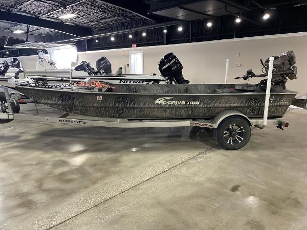 2011 Pro-Drive boat for sale, model of the boat is X-Series & Image # 2 of 7
