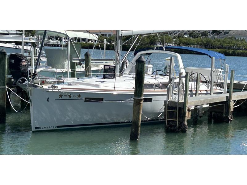 41' Beneteau 2012