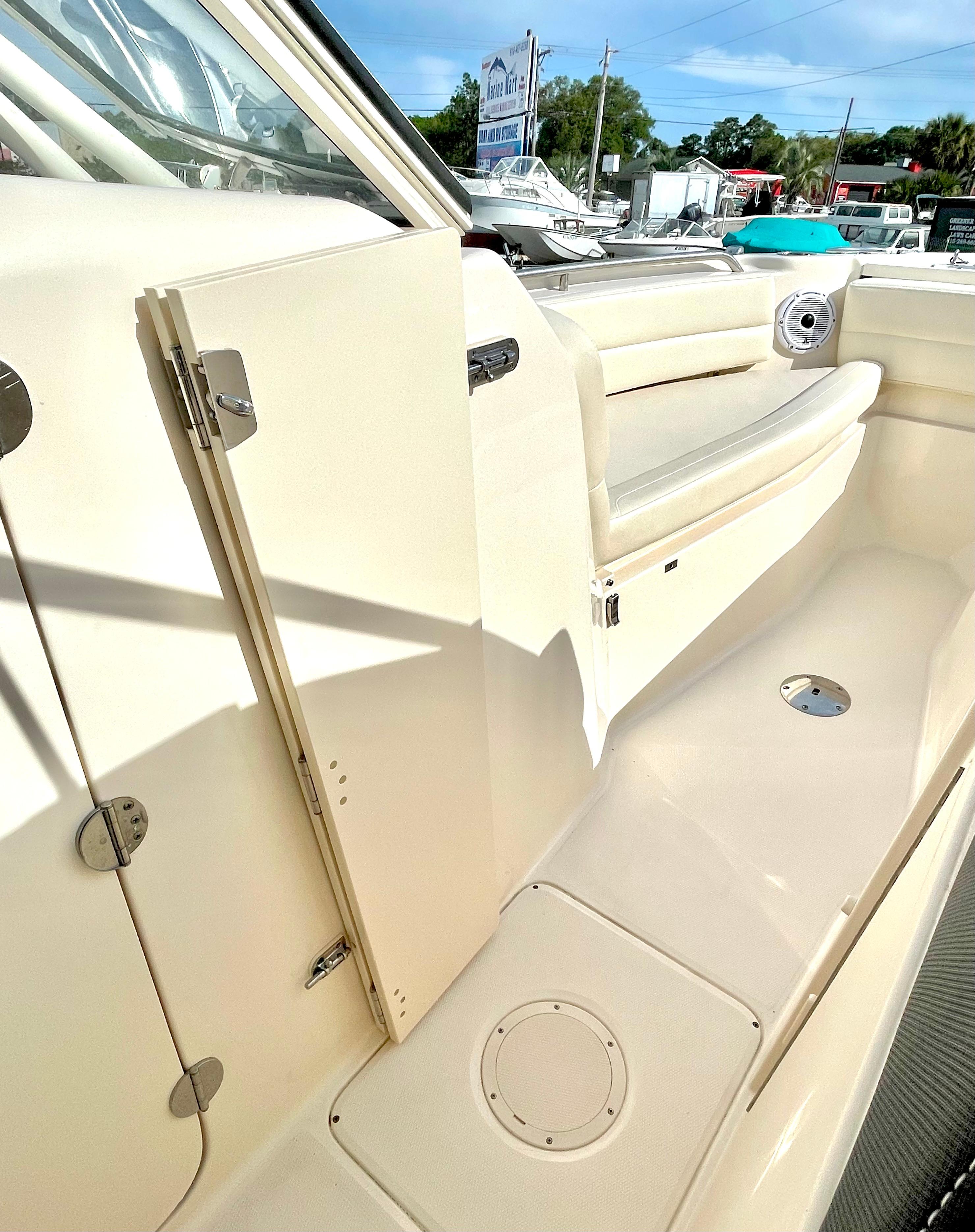 2018-grady-white-freedom-255-power-9650024-977713081-0-020520251644-27