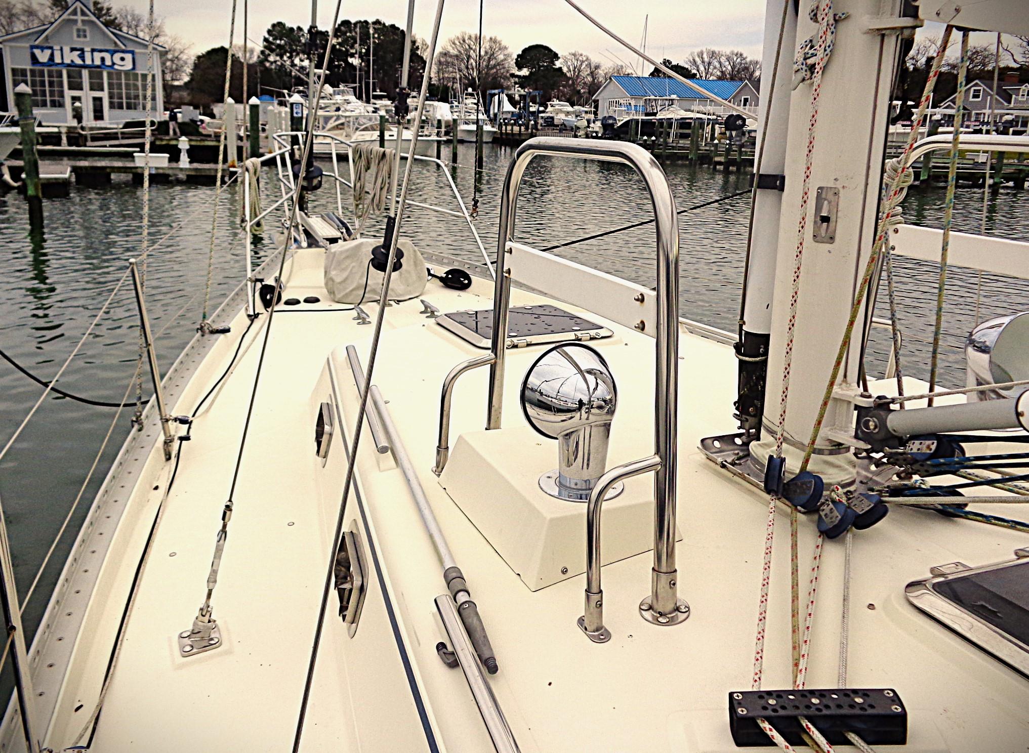 Newport RI Yacht Brokerage