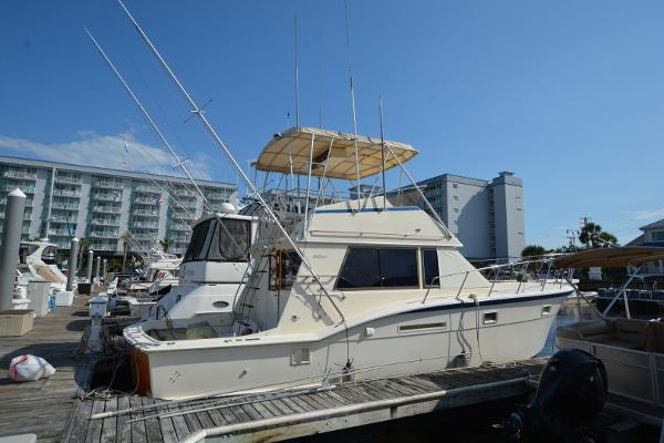 37' Hatteras, Listing Number 100912715, - Photo No. 2
