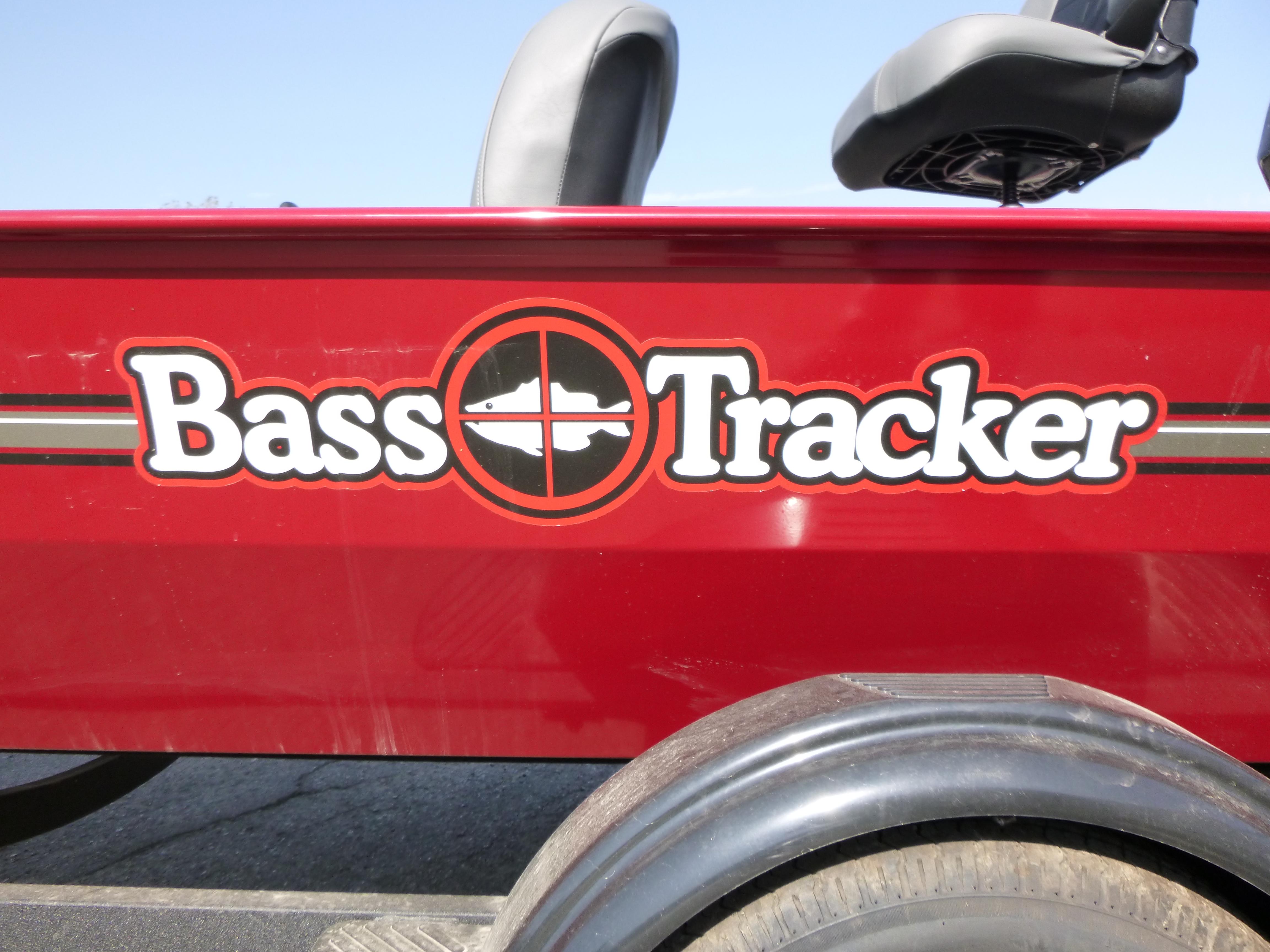 2025 Tracker Bass Tracker Classic XL Gallery