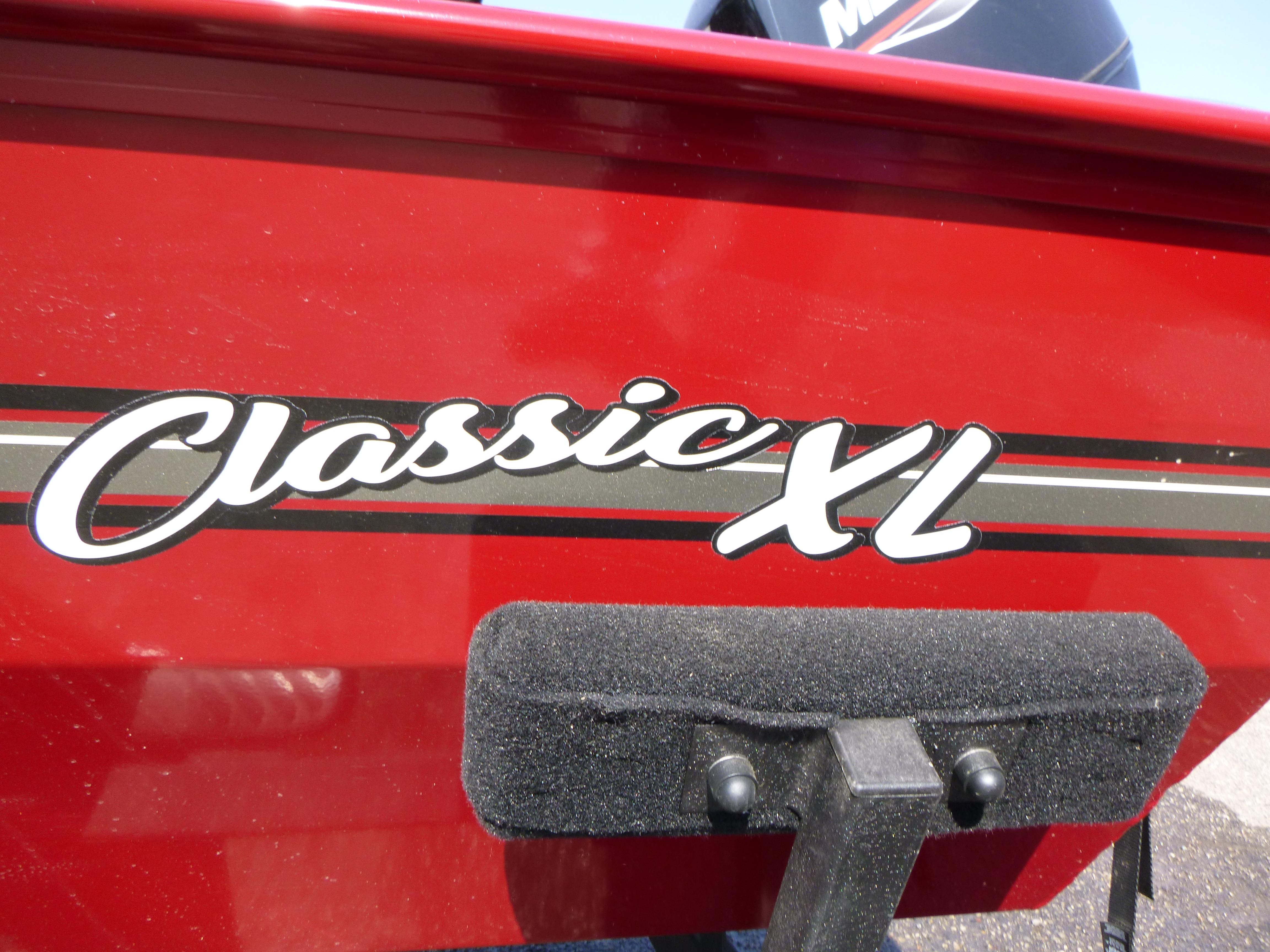 2025 Tracker Bass Tracker Classic XL Gallery