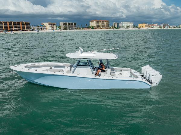2024 Yellowfin 39