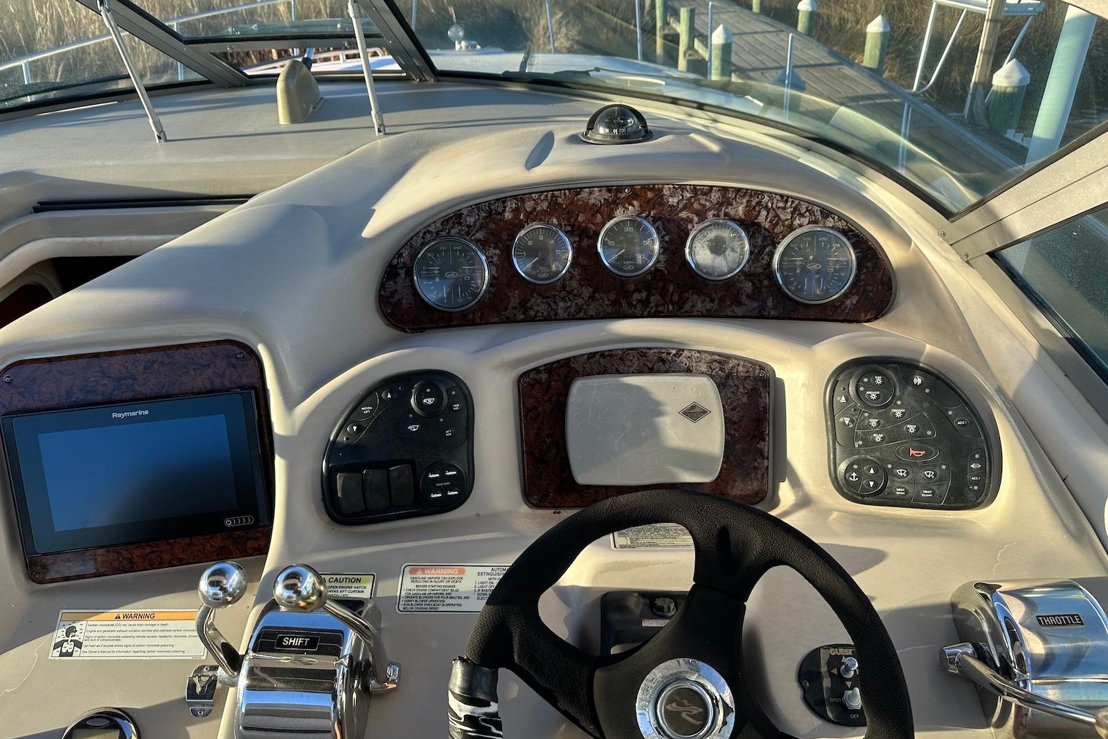 NC 10478 RC Knot 10 Yacht Sales NC 10478 RC Knot 10 Yacht Sales