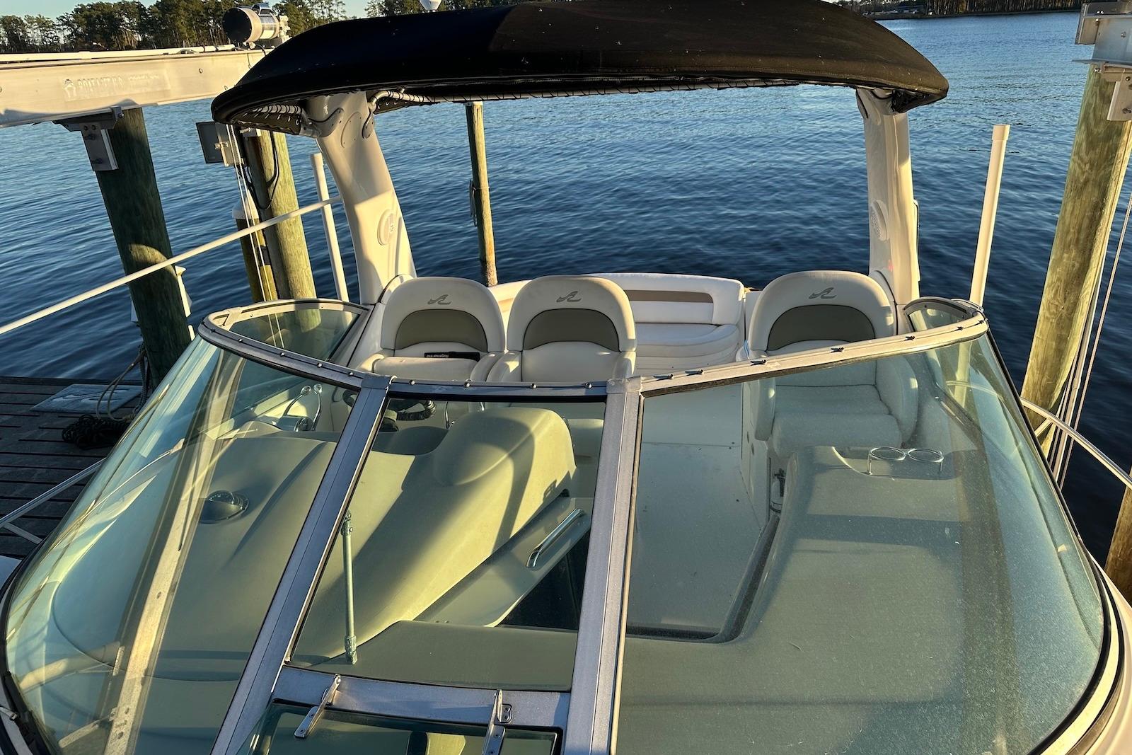 NC 10478 RC Knot 10 Yacht Sales NC 10478 RC Knot 10 Yacht Sales