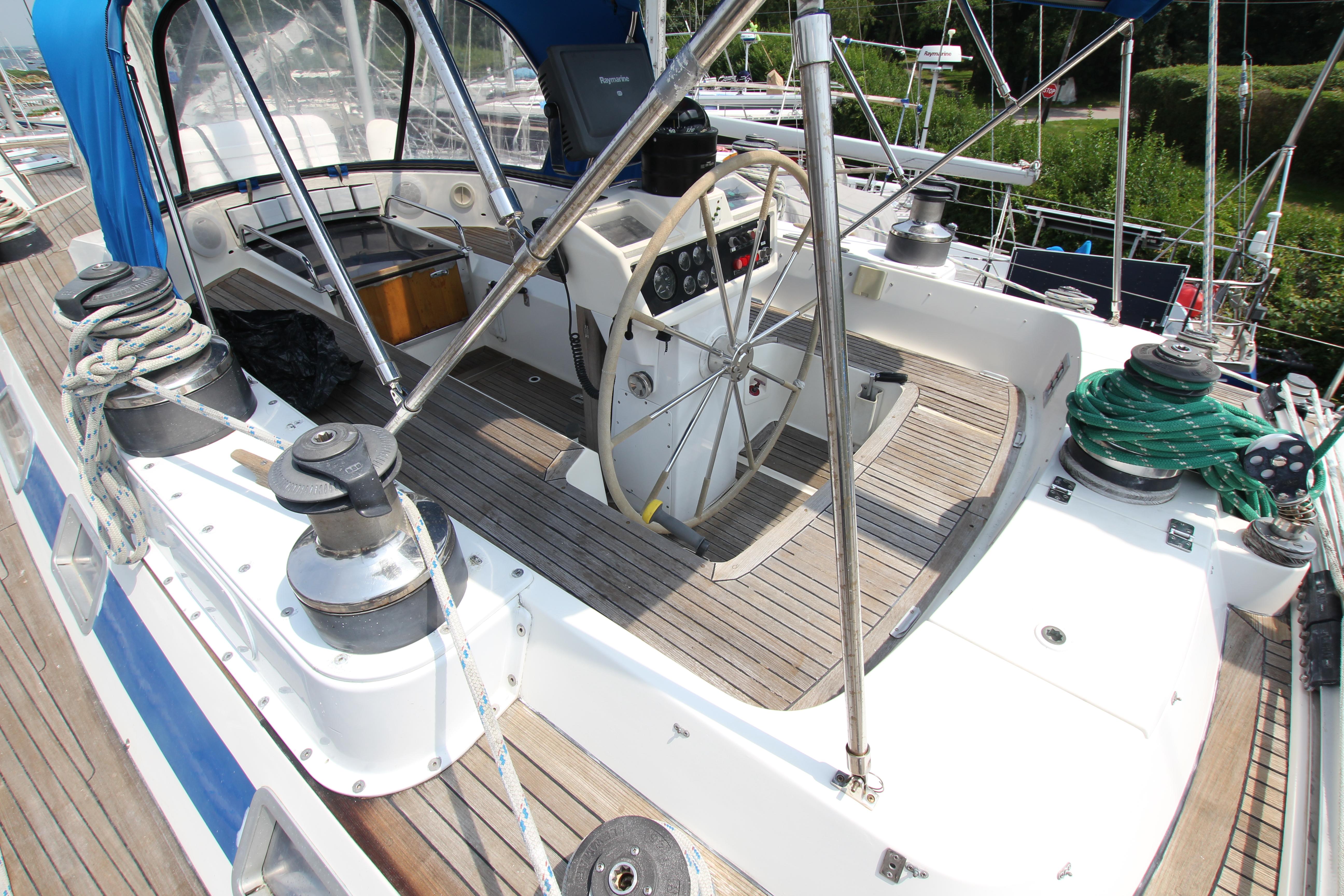 Newport RI Yacht Brokerage