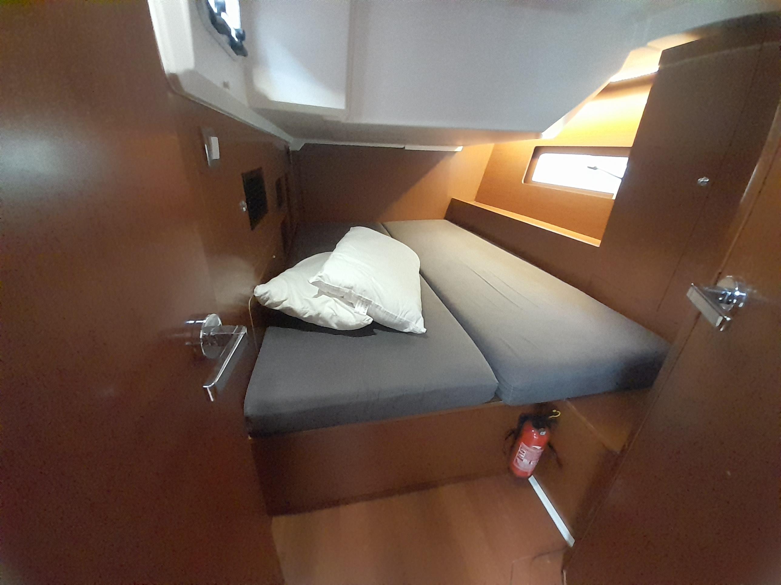 Yacht Photos Pics