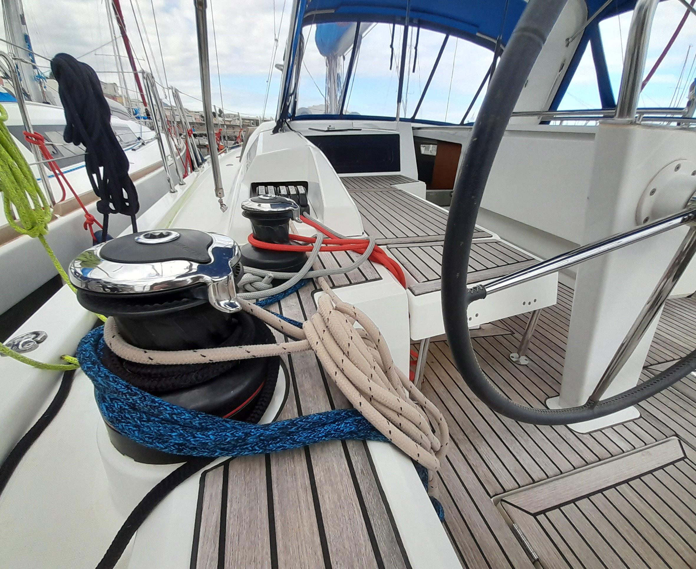Yacht Photos Pics
