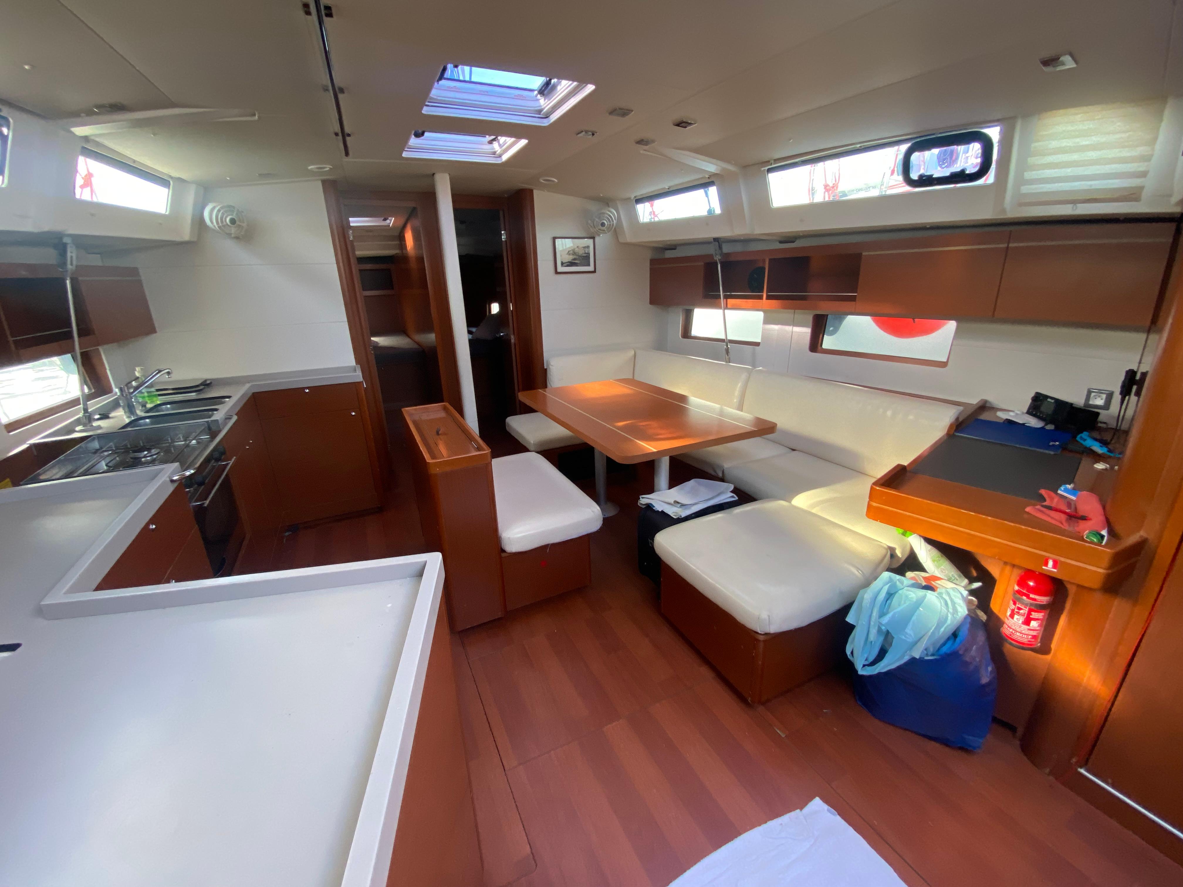 Yacht Photos Pics