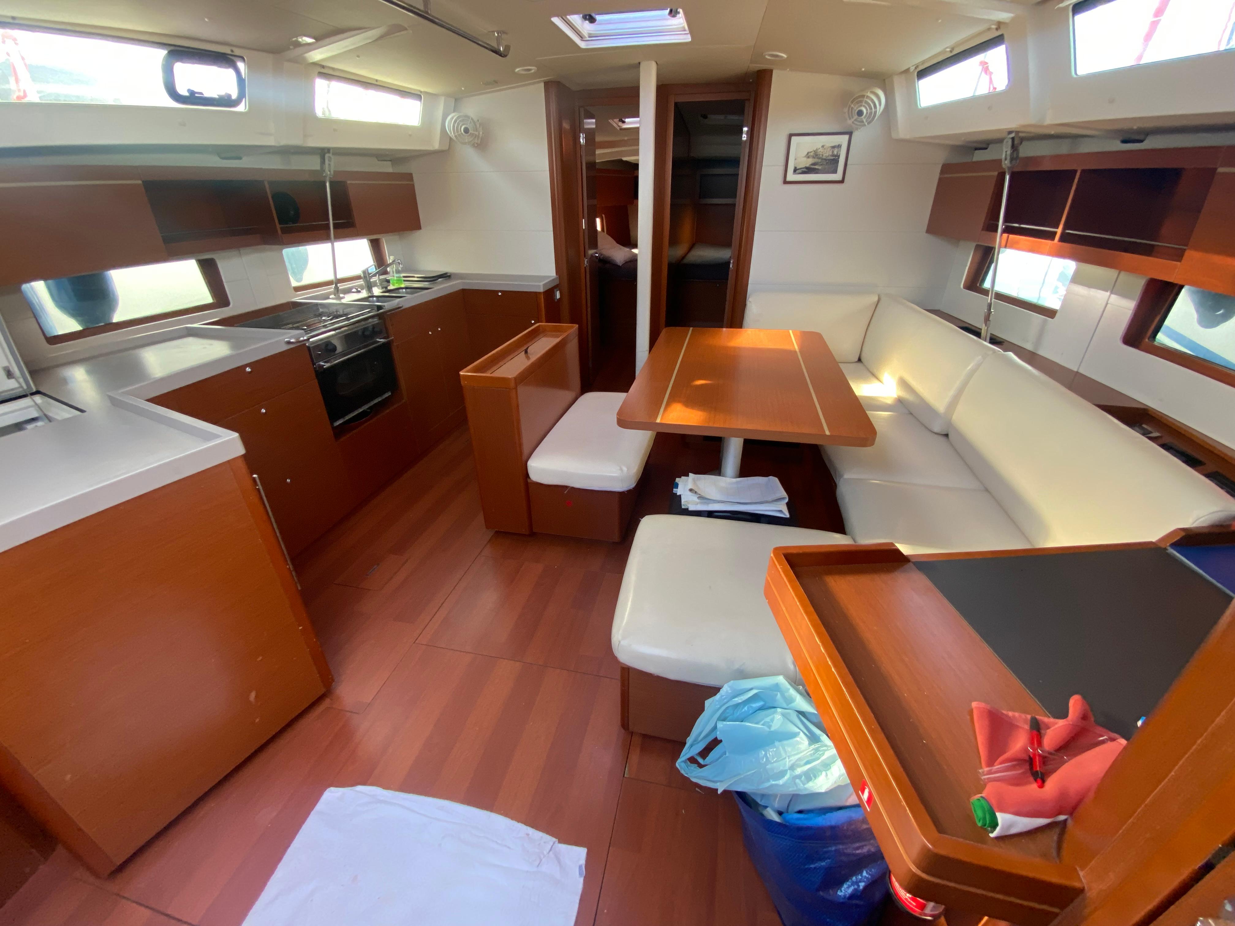 Yacht Photos Pics