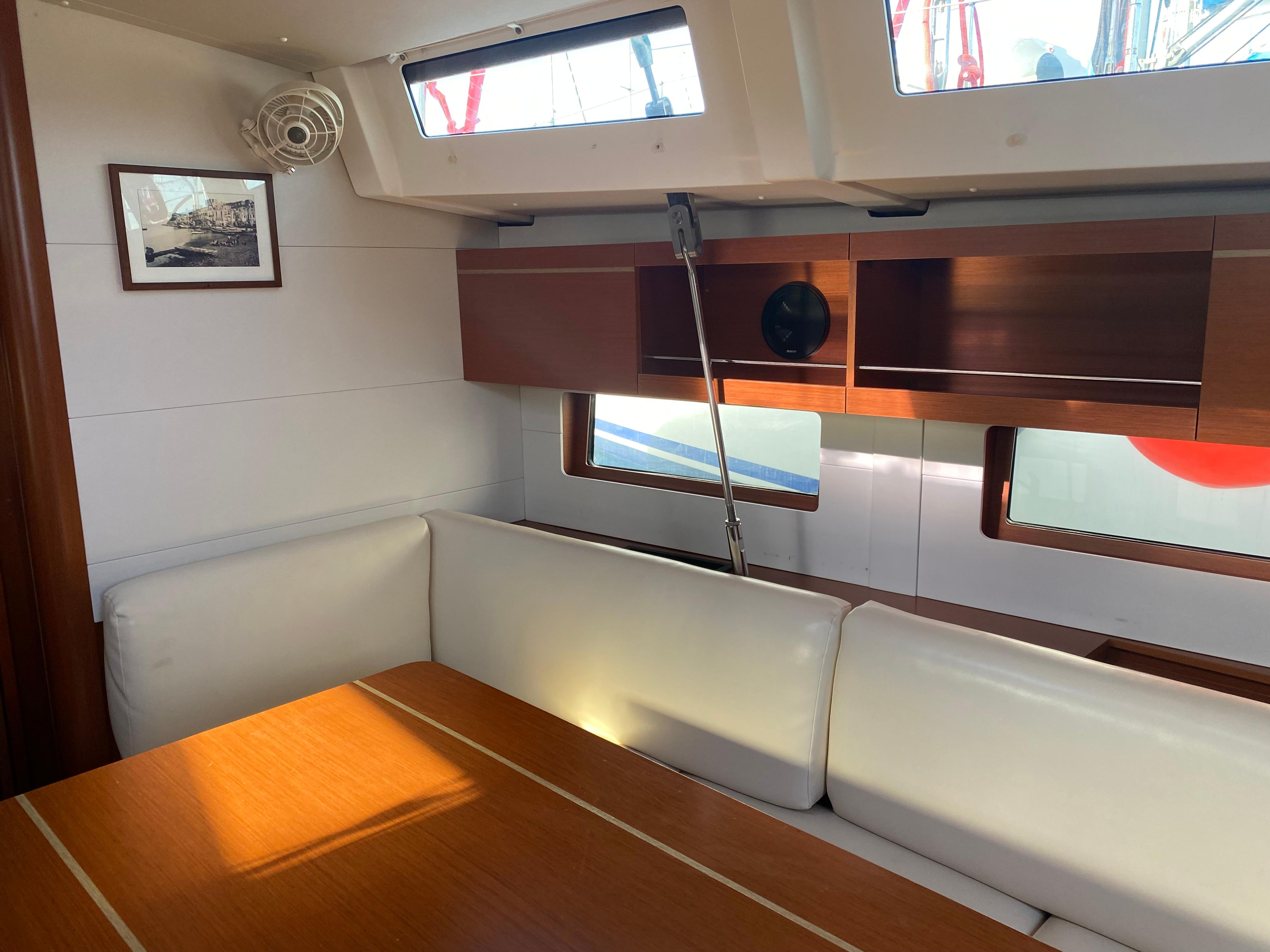 Yacht Photos Pics