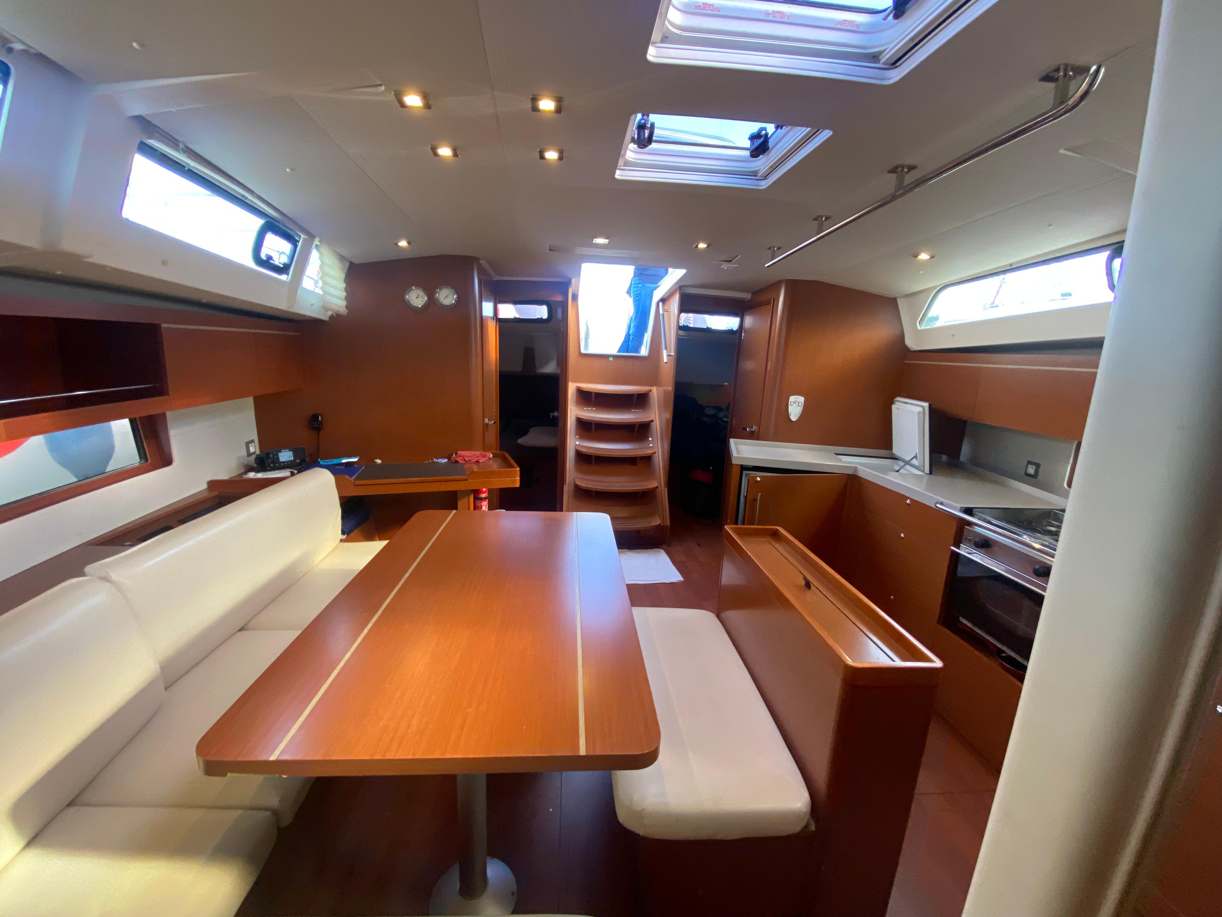 Yacht Photos Pics