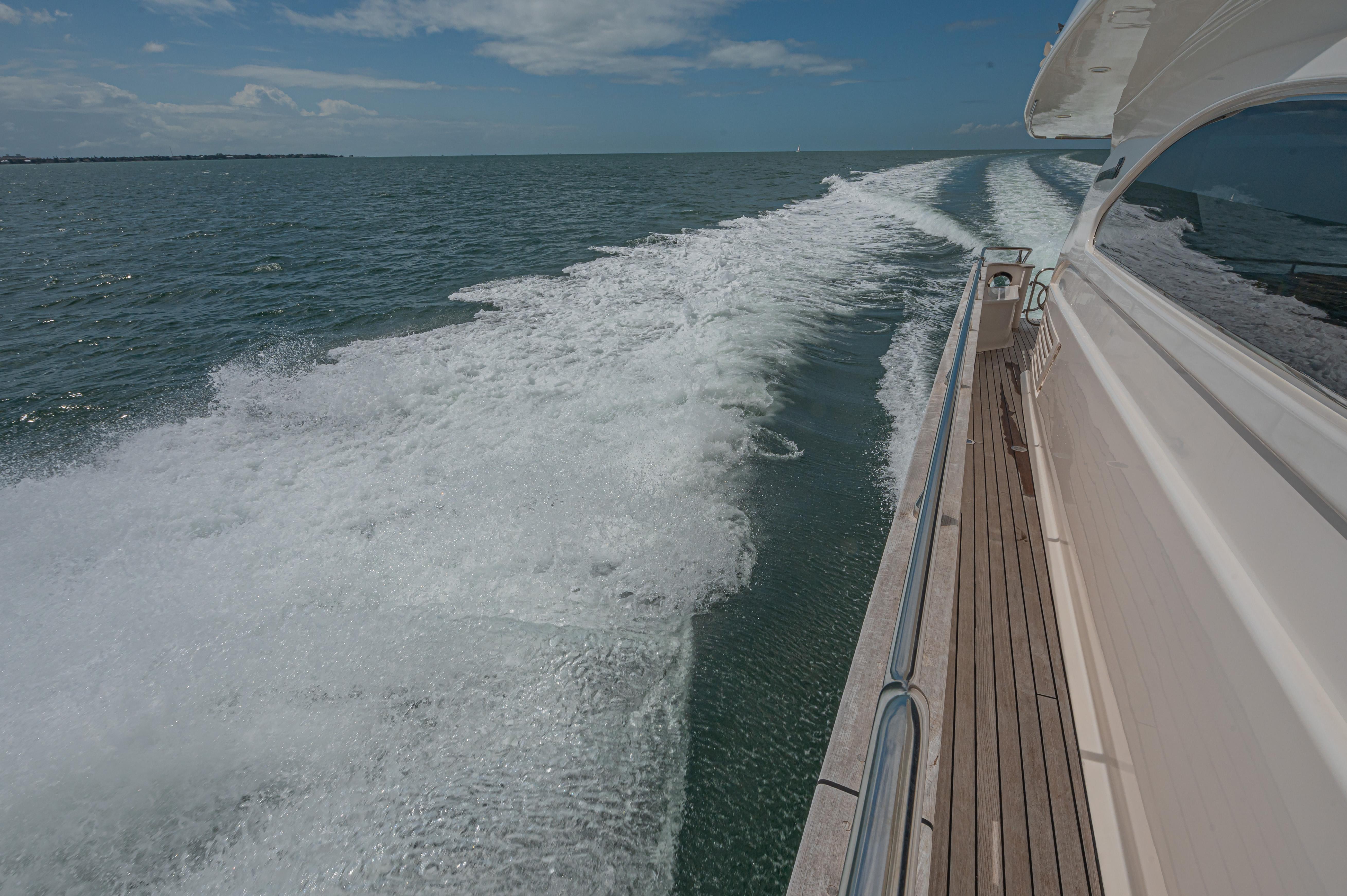 Astondoa-72 GLX 2002-Isabella K FL-US-9760052 | Thumbnail