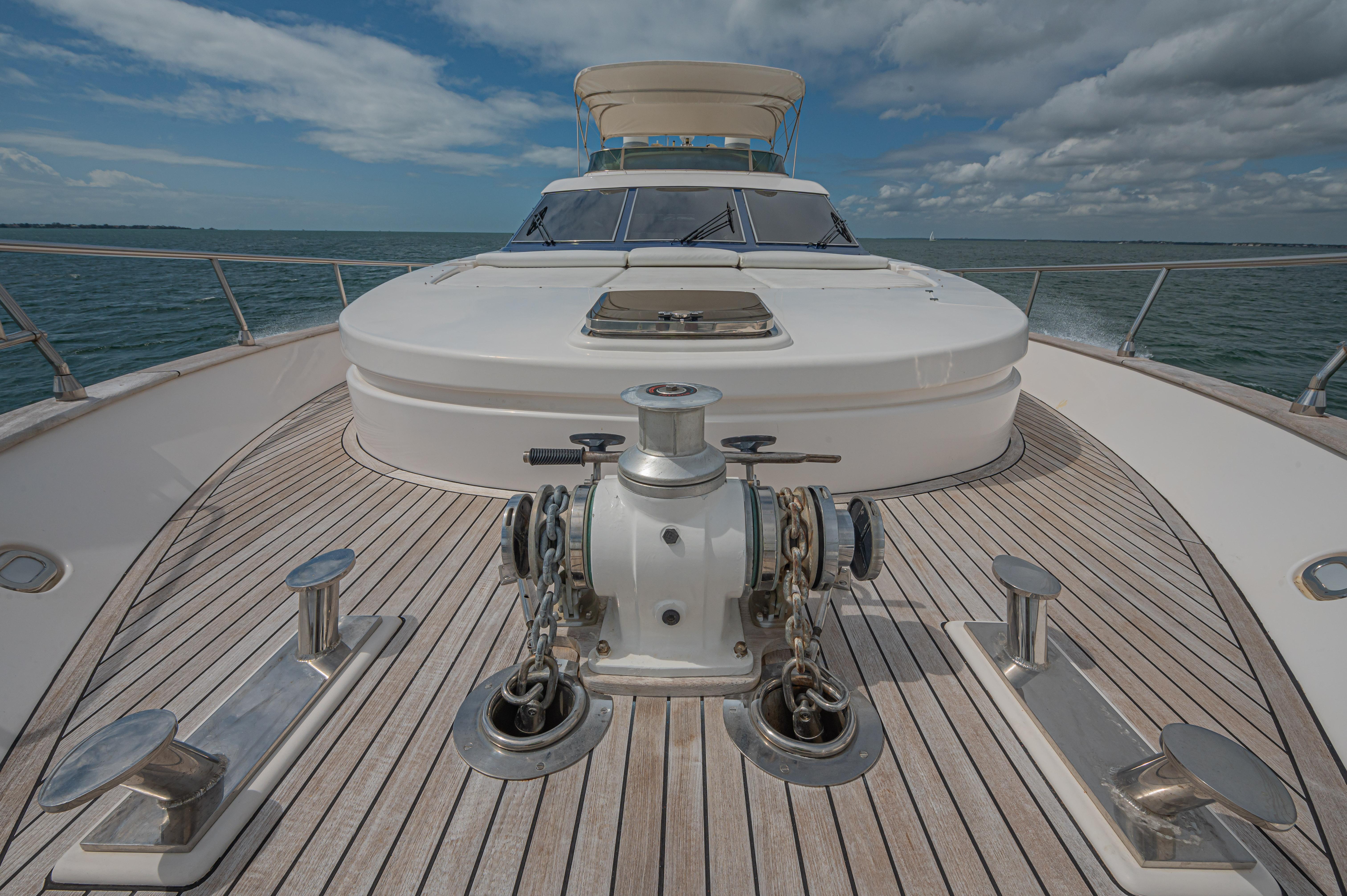 Astondoa-72 GLX 2002-Isabella K FL-US-9760052 | Thumbnail