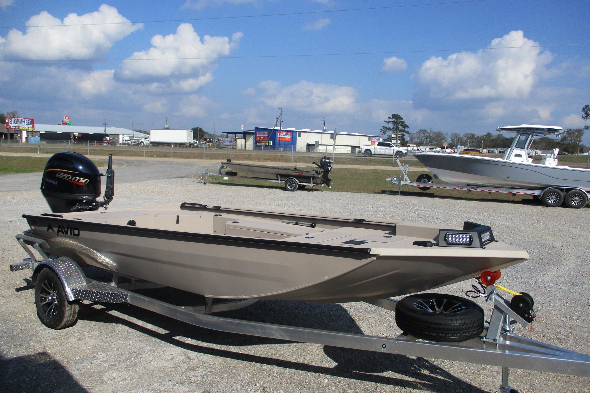 2026 Avid 18 Commander-2