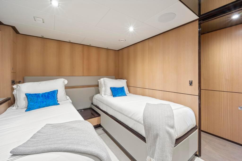 Guest Twin Stateroom w/Sliding Berths