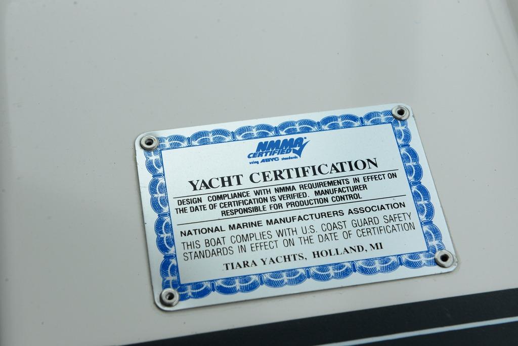 2006 Tiara Yachts 4300 Sovran