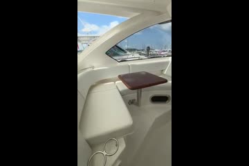 Pursuit OS 325 Offshore video