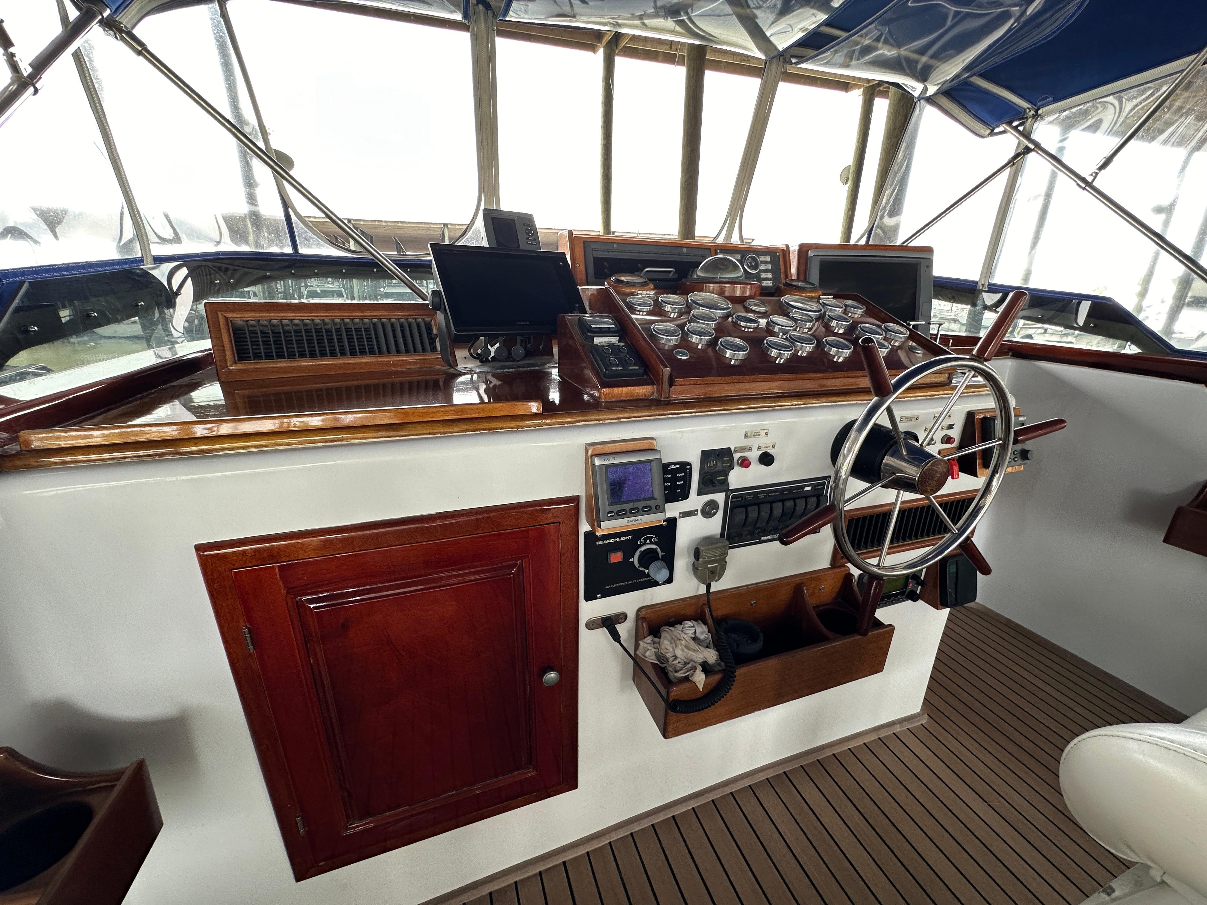 Bertram-58 Convertible Custom Total Rebuild 2010 1980-Liberty Belle TX-US-Helm of 1980 Bertram 58 Convertible Custom with wooden accents and navigation instruments.-9430006 | Thumbnail