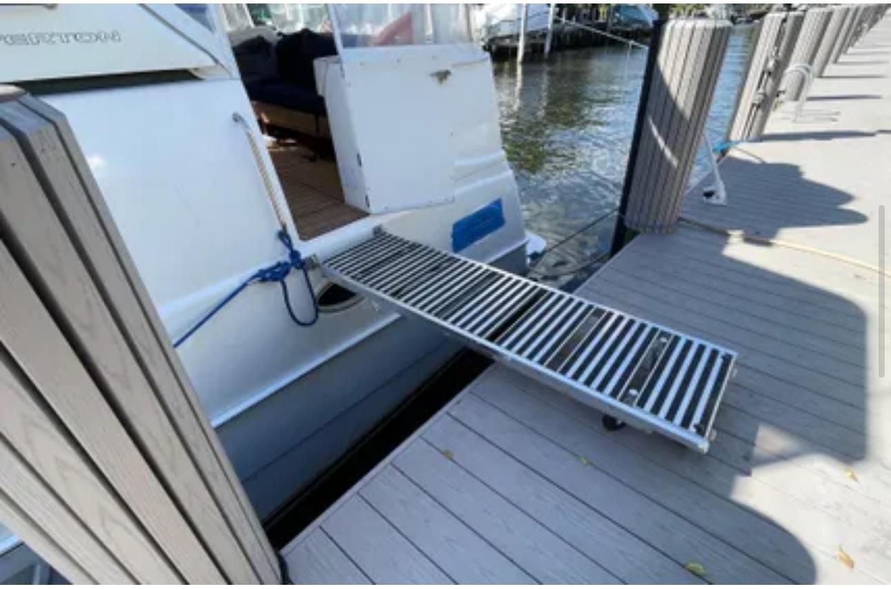 2000-silverton-453-motor-yacht-power-9790060-20250511114846358-1_XLARGE