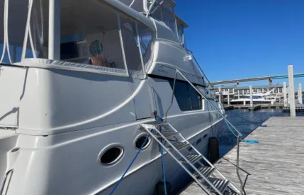 2000-silverton-453-motor-yacht-power-9790060-20250511114847293-1_XLARGE