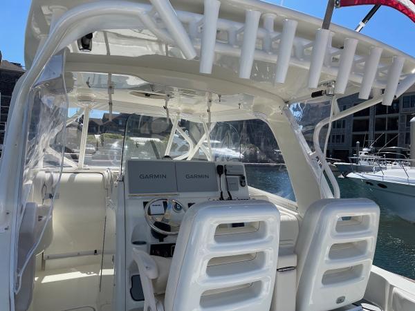 36' Hydra-Sports, Listing Number 100915684, Image No. 9