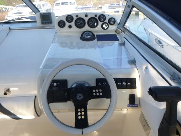 Sealine S24