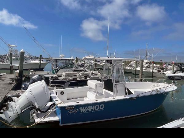 26' Pacemaker Wahoo center console