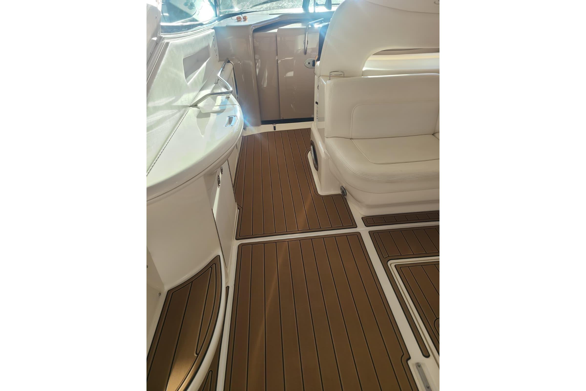 M 10634 EF Knot 10 Yacht Sales M 10634 EF Knot 10 Yacht Sales